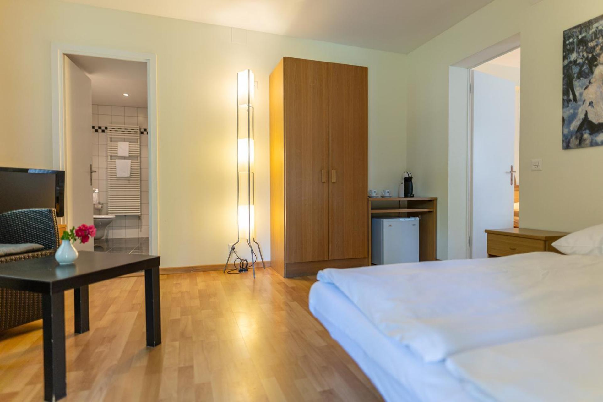 Easy Stay By Hotel La Perla 아스꼬나 객실 사진